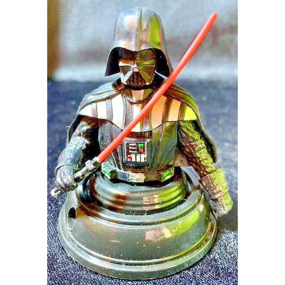 STAR WARS COLLECTIBLES Lot of 3 - Picture 8 of 14